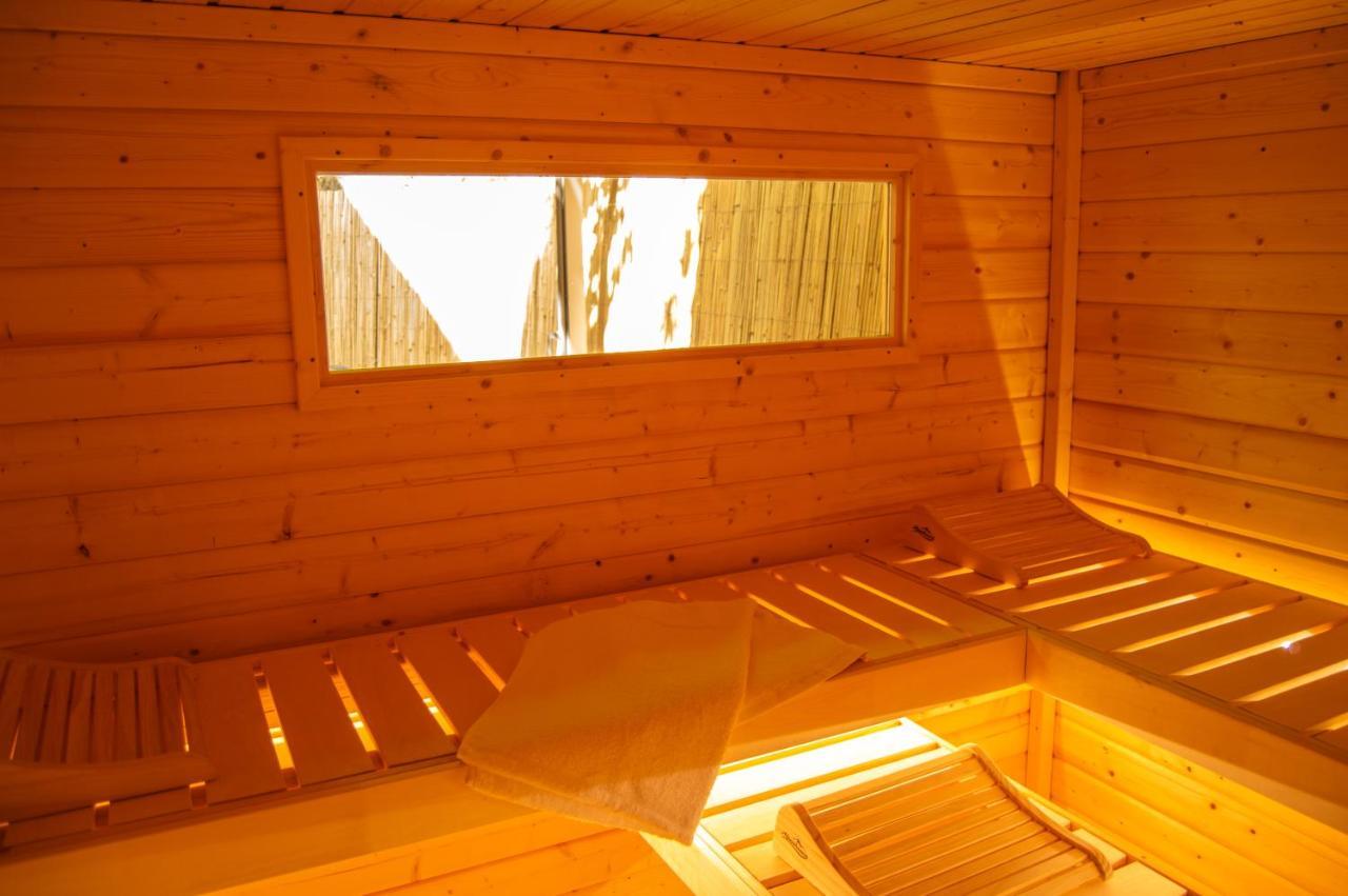 Wellnessoase Mitten In Triberg Triberg im Schwarzwald ภายนอก รูปภาพ