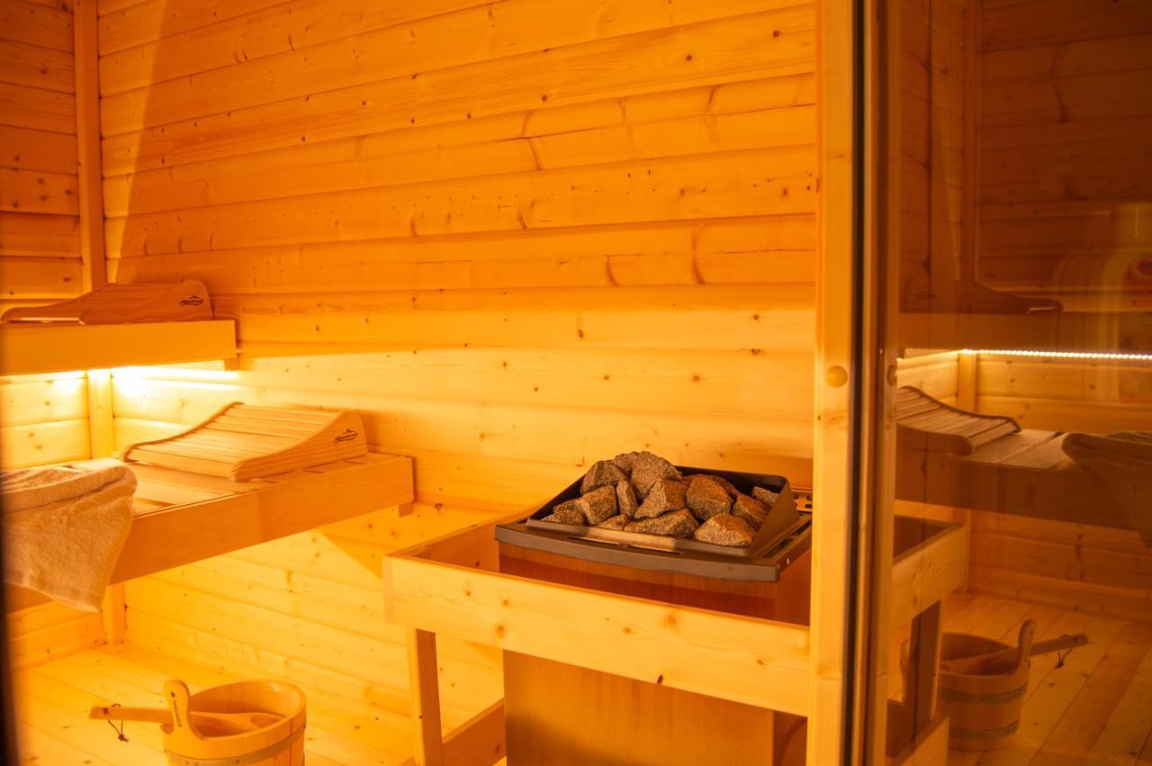 Wellnessoase Mitten In Triberg Triberg im Schwarzwald ภายนอก รูปภาพ