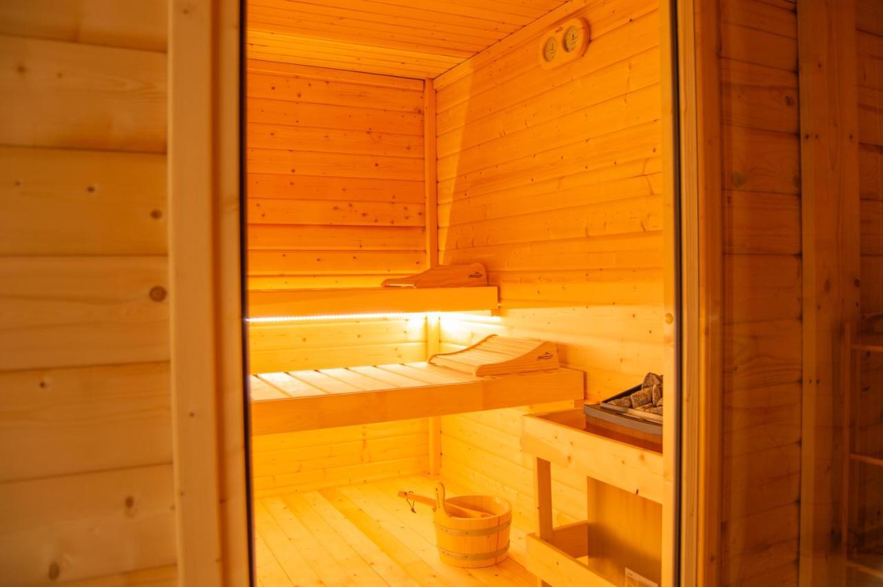 Wellnessoase Mitten In Triberg Triberg im Schwarzwald ภายนอก รูปภาพ